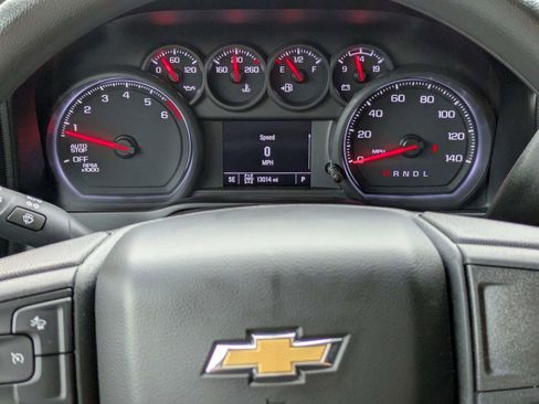 Used 2024 Chevrolet Silverado 1500 Custom AWD/4WD image 25