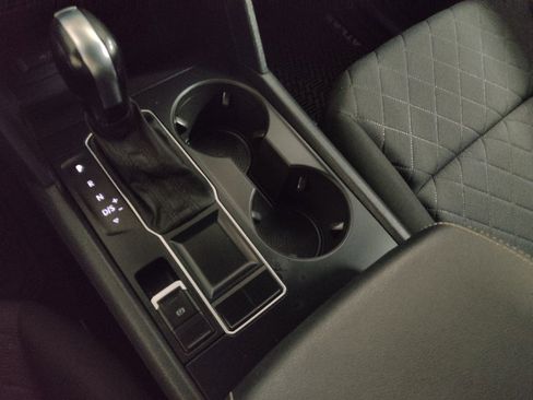 Used 2020 Volkswagen Atlas Cross Sport S image 26