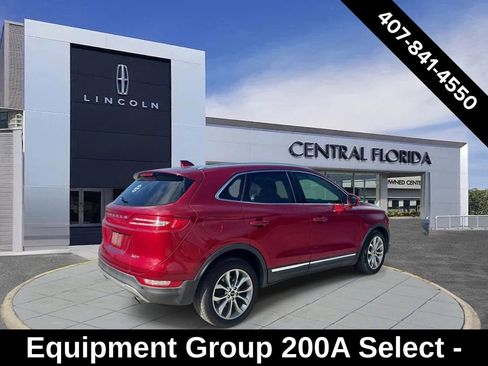 Used 2017 Lincoln MKC Select w/ Select Plus Package FWD image 2