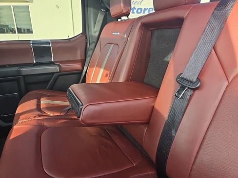 Used 2018 Ford F150 Platinum w/ Equipment Group 701A Luxury image 28