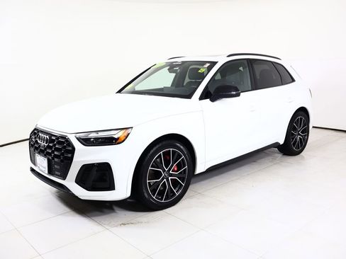 Used 2024 Audi SQ5 Premium Plus w/ Premium Plus Package image 11