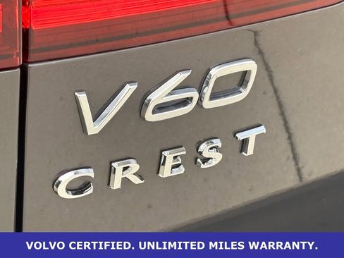 Certified 2023 Volvo V60 B5 Cross Country Plus w/ Climate Package AWD/4WD image 10