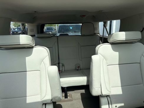 Used 2022 GMC Yukon XL Denali w/ Max Trailering Package AWD/4WD image 12