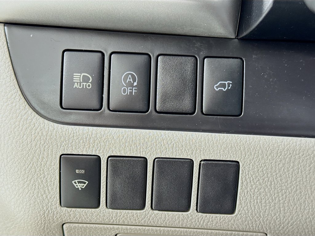 Used 2019 Toyota Highlander XLE AWD/4WD image 22