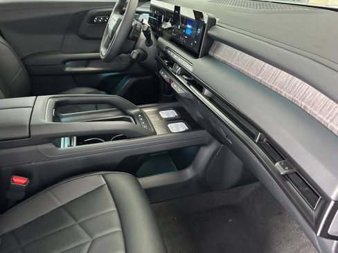 New 2027 Kia Telluride X-Line SX Prestige w/ Towing Package AWD/4WD image 16