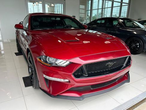 Used 2018 Ford Mustang GT Premium RWD image 5
