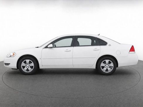 Used 2008 Chevrolet Impala LT FWD image 5