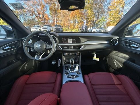 New 2025 Alfa Romeo Stelvio Sprint w/ Veloce Package image 12