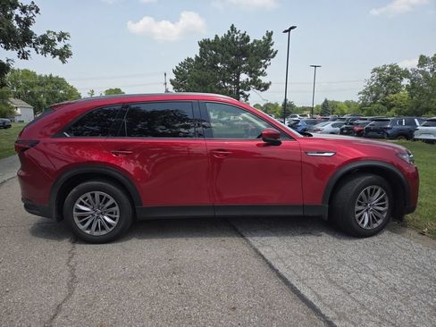 Certified 2025 MAZDA CX-90 3.3 Turbo w/ Preferred Package AWD/4WD image 17
