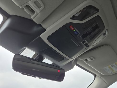 Used 2024 Subaru Outback Onyx Edition XT image 21