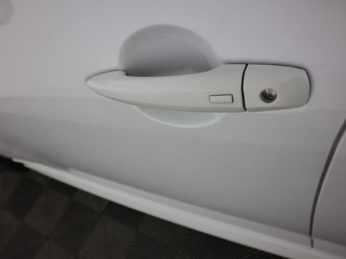 Certified 2023 Nissan Sentra SR w/ SR Premium Package image 32