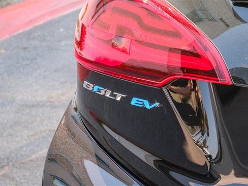 Used 2019 Chevrolet Bolt LT image 8