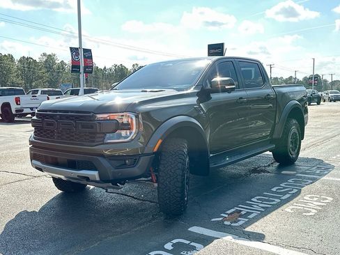 Used 2025 Ford Ranger Raptor image 2