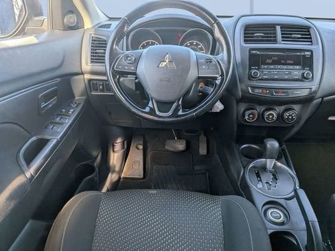 Used 2016 Mitsubishi Outlander Sport SE image 16