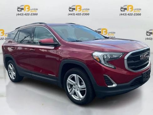 Used 2018 GMC Terrain SLE w/ Driver Convenience Package image 3