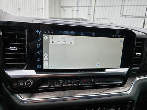 Used 2024 Chevrolet Silverado 2500 LTZ image 28