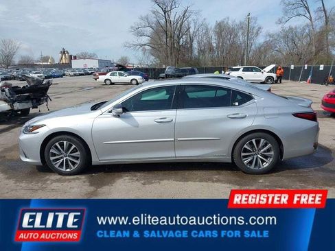 Used 2021 Lexus ES 300h w/ Premium Package FWD image 27