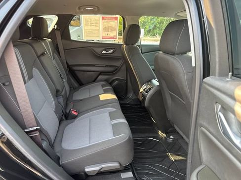 Used 2024 Chevrolet Blazer LT w/ Convenience Package FWD image 29