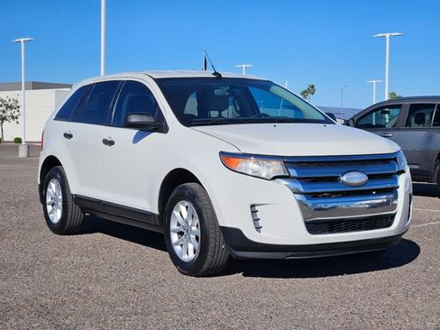 Used 2013 Ford Edge SE image 3