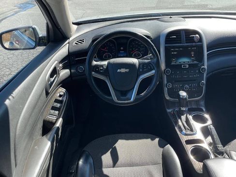 Used 2015 Chevrolet Malibu LT FWD image 14