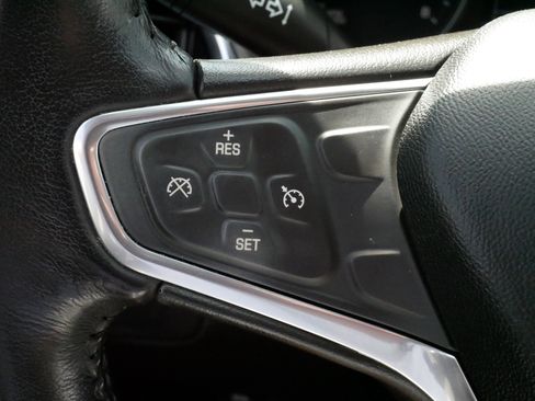 Used 2019 Chevrolet Equinox LT AWD/4WD image 26