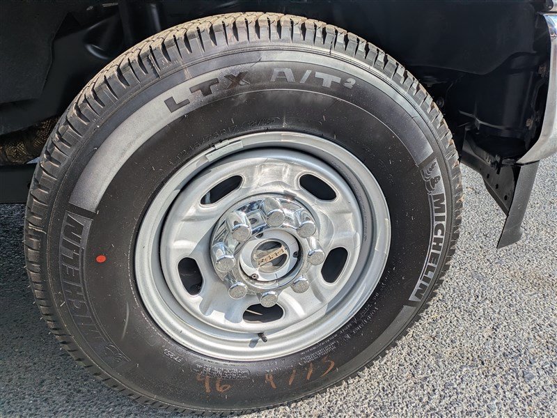 Used 2021 Ford F250 XL w/ STX Appearance Package AWD/4WD image 9