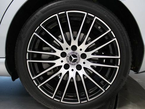 Used 2023 Mercedes-Benz C 300 Sedan image 32