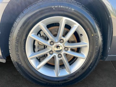 Used 2019 Dodge Grand Caravan SXT FWD image 9