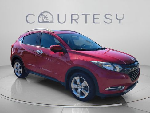 Used 2016 Honda HR-V EX image 9