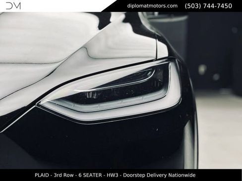 Used 2022 Tesla Model X Plaid AWD/4WD image 12