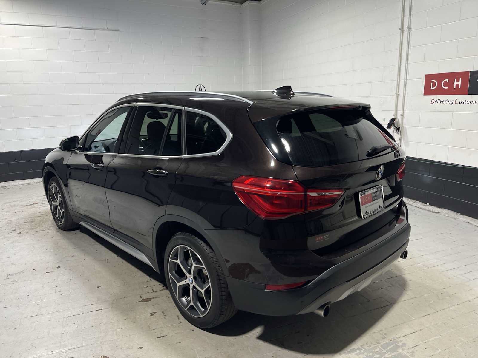 Used 2018 BMW X1 xDrive28i AWD/4WD image 4