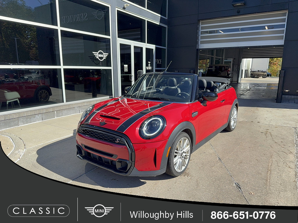 Used 2024 MINI Cooper S FWD image 1