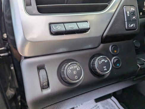 Used 2017 Chevrolet Suburban Premier image 60