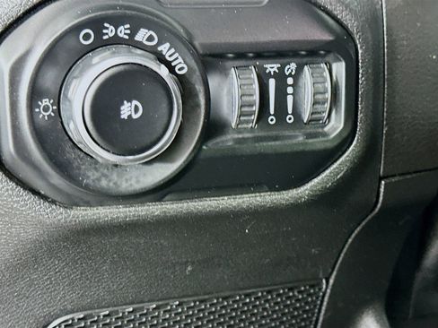 Used 2020 Jeep Wrangler Unlimited Sport S AWD/4WD image 10