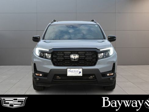 Used 2023 Honda Passport Elite image 2