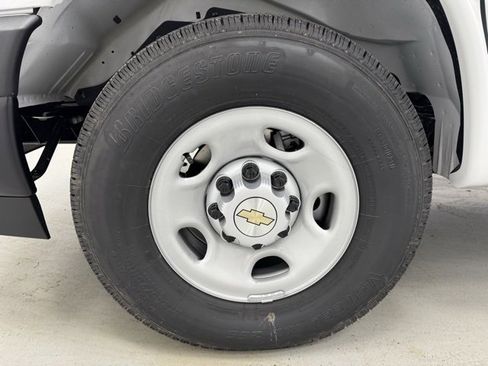 New 2025 Chevrolet Express 2500 w/ Driver Convenience Package image 31