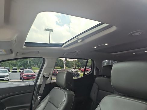 Used 2023 GMC Acadia SLT w/ Elevation Edition AWD/4WD image 10