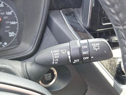 Used 2023 Toyota Corolla Cross LE FWD image 13