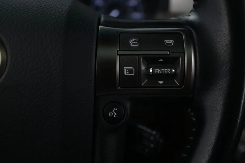 Used 2018 Lexus GX 460 Premium w/ Premium Package AWD/4WD image 23