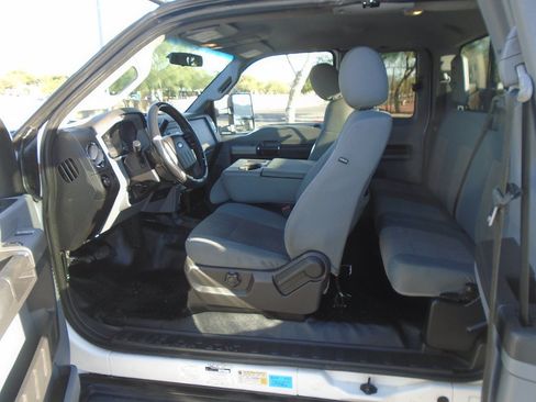 Used 2014 Ford F350 XLT RWD image 12