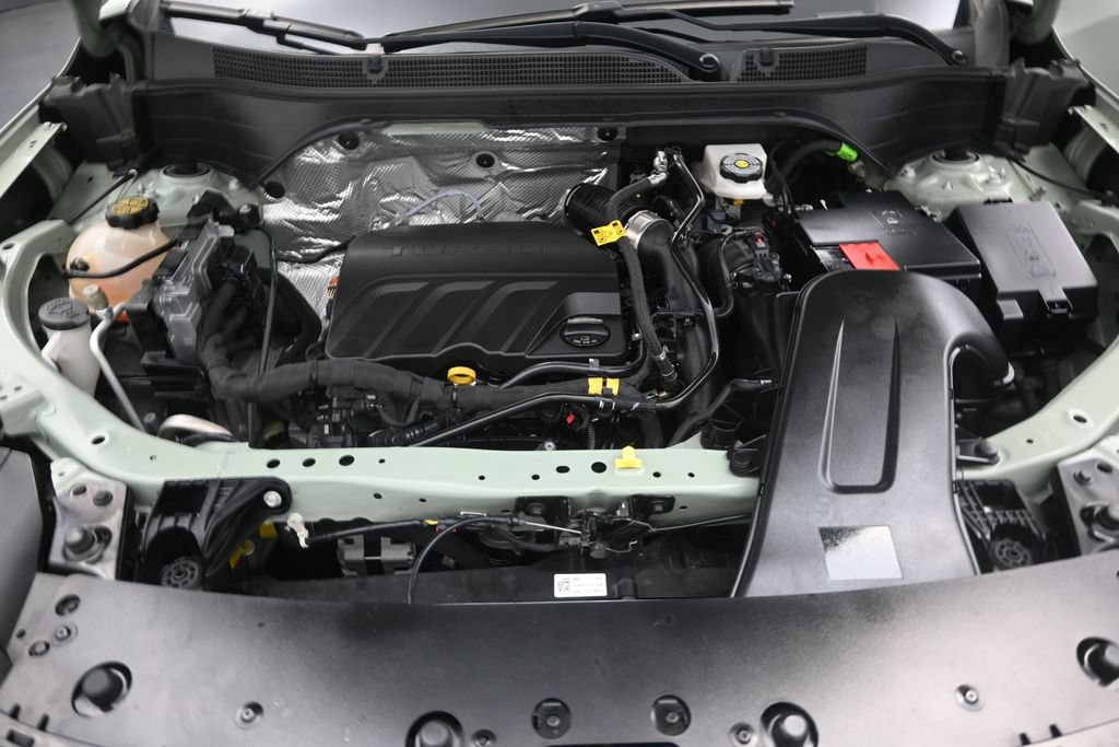 Used 2024 Chevrolet Trax RS FWD image 11