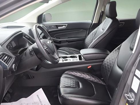 Used 2024 Ford Edge Titanium AWD/4WD image 10