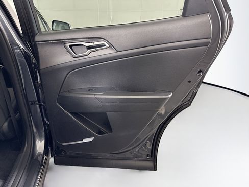 Used 2025 Kia Sportage LX image 28