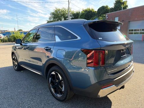 Used 2025 Kia Sorento SX Prestige AWD/4WD image 4