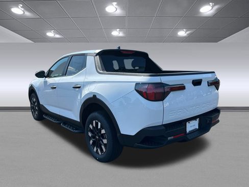 New 2025 Hyundai Santa Cruz SE image 5