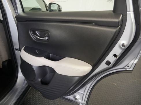Used 2024 Honda HR-V LX image 7