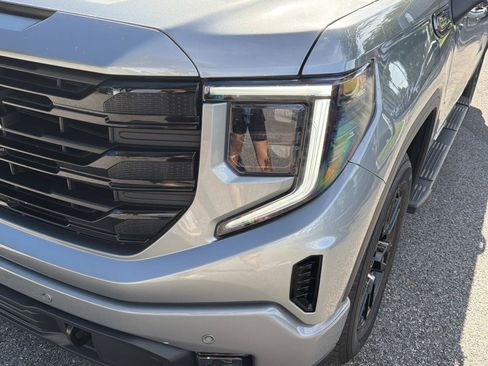 Used 2025 GMC Sierra 1500 Elevation w/ Elevation Premium Package RWD image 9