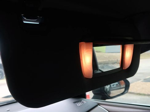 Used 2019 Toyota Avalon XLE w/ Moonroof Package FWD image 40