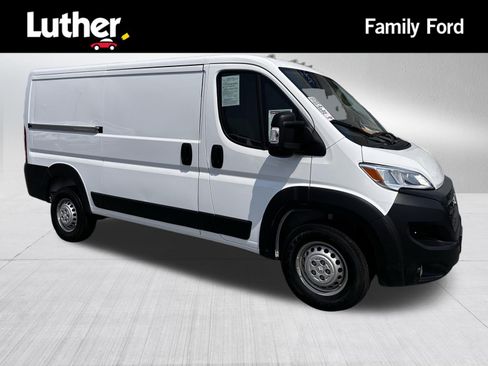 Used 2025 RAM ProMaster 2500 w/ Convenience Group FWD image 1