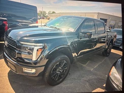 Used 2025 Ford F150 Platinum w/ Equipment Group 702A High AWD/4WD image 14